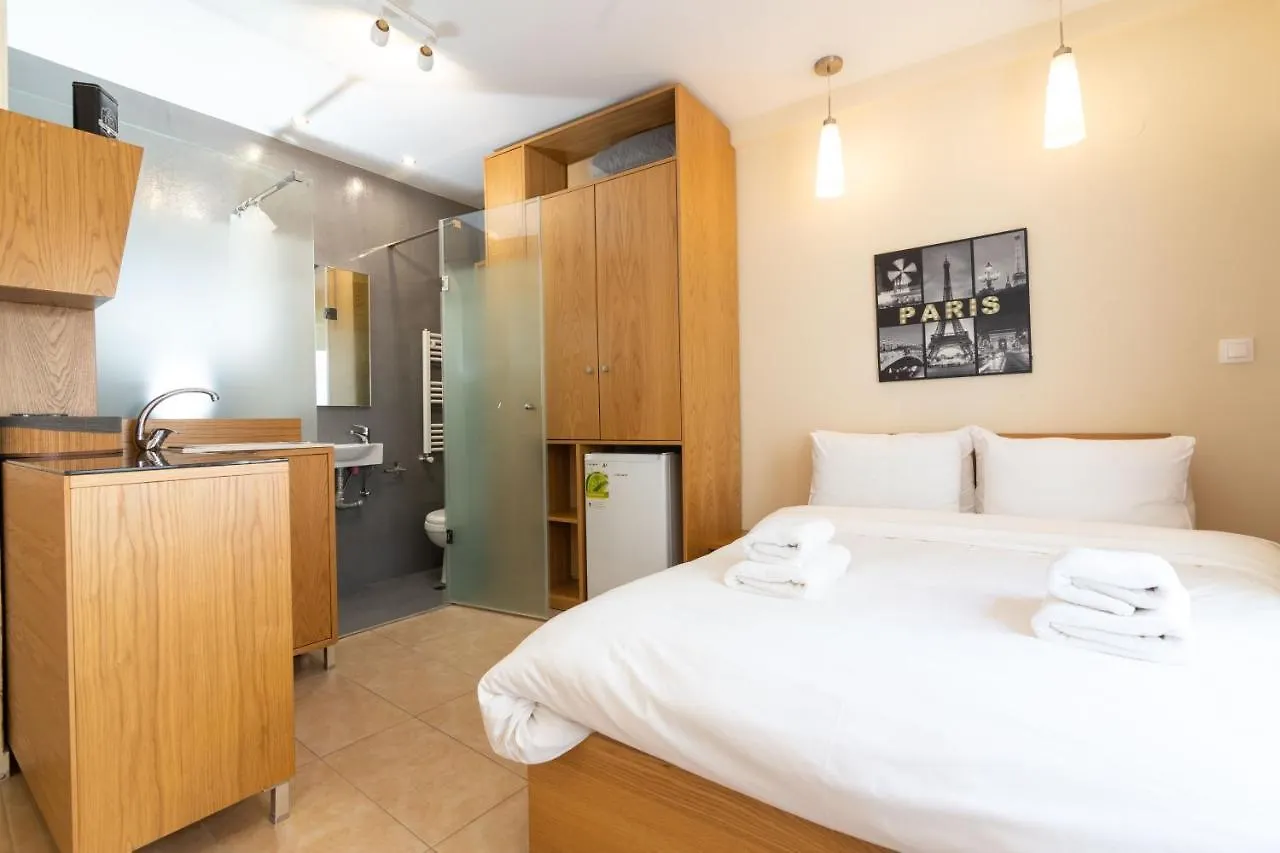 F & B Collection - Kassandrou Thessaloniki Apartment
